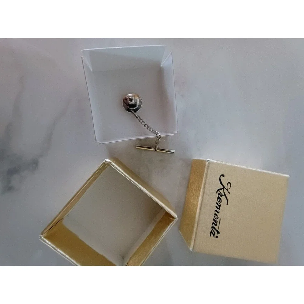 KREMENTZ Vintage Dainty Pearl + Gold Mini Flower Stem Pin With box